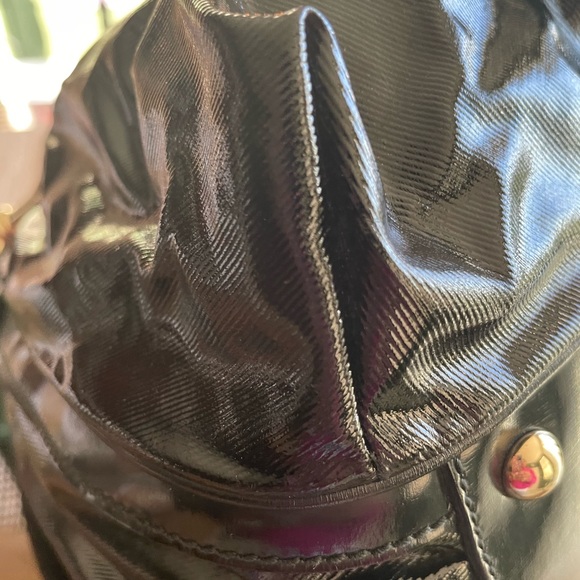 Brand New (Authentic) Gucci Med/Large - Picture 11 of 16